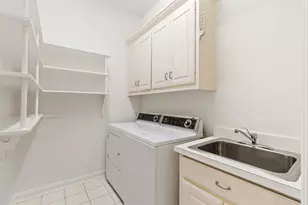 8644 Breakers Point, Dallas, TX 75243 - Photo 23