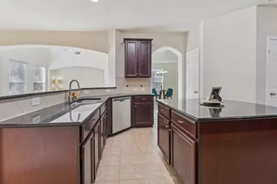 6207 Weaver Drive, Arlington, TX 76001 - Photo 11