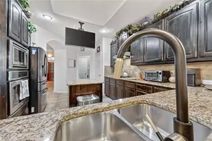 1118 Crest Ridge Dr, Glenn Heights, TX 75154 - Photo 11
