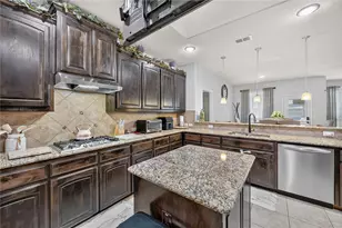 1118 Crest Ridge Dr, Glenn Heights, TX 75154 - Photo 13