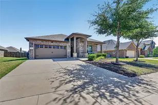 1118 Crest Ridge Dr, Glenn Heights, TX 75154 - Photo 3