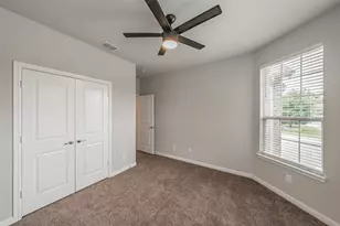 1125 Belsay Ln, Saginaw, TX 76131 - Photo 5