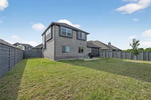 7213 Cherry Blossom Ln, Little Elm, TX 76227 - Photo 25