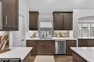 7213 Cherry Blossom Ln, Little Elm, TX 76227 - Photo 9