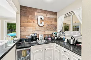 210 Rock Springs Ct, Waxahachie, TX 75165 - Photo 7