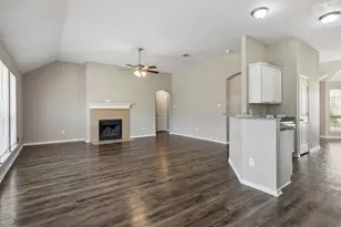 217 Troy Ln, Red Oak, TX 75154 - Photo 9