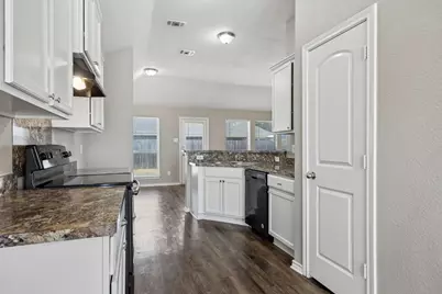 217 Troy Lane, Red Oak, TX 75154 - Photo 5