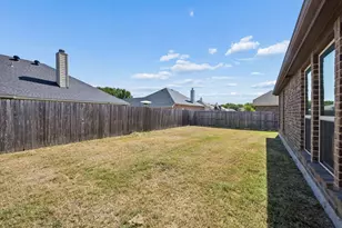 217 Troy Ln, Red Oak, TX 75154 - Photo 25