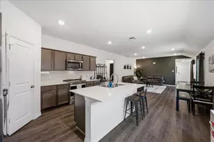 2560 Russell St, Crandall, TX 75114 - Photo 13