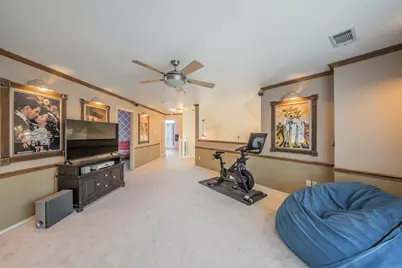 812 Chaparral Drive, Grand Prairie, TX 75052 - Photo 17