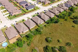 7904 Grant Ln, Greenville, TX 75402 - Photo 5