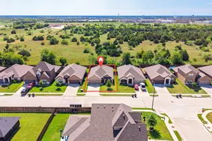 7904 Grant Ln, Greenville, TX 75402 - Photo 13