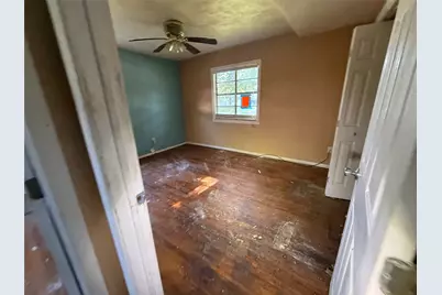 3008 Ballinger Drive, Garland, TX 75041 - Photo 3