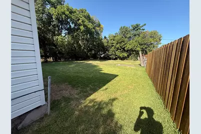 3008 Ballinger Drive, Garland, TX 75041 - Photo 7