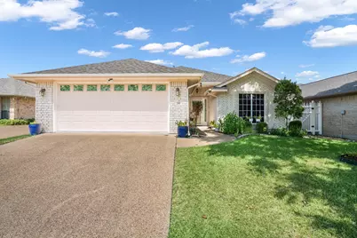 210 Bluebonnet Lane, Waxahachie, TX 75165 - Photo 1