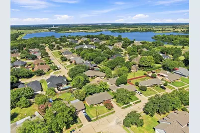1109 Williamsburg Drive, Ennis, TX 75119 - Photo 29