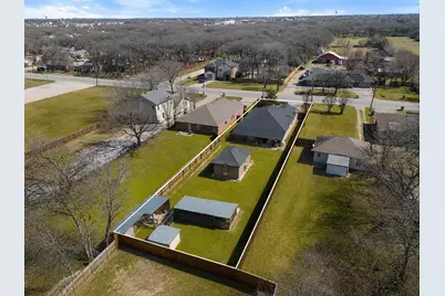 3809 S Peachtree Road, Balch Springs, TX 75180 - Photo 1