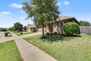 8305 Spitfire Trail, Aubrey, TX 76227 - Photo 3