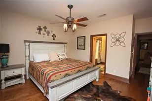 880 Cliffs Dr, Possum Kingdom Lake, TX 76449 - Photo 11