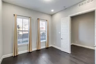 1348 Arch Pl, Dallas, TX 75215 - Photo 11