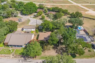 904 Spanish Trail Dr, Granbury, TX 76048 - Photo 25