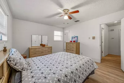 904 Spanish Trail Drive, Granbury, TX 76048 - Photo 15