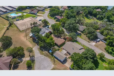 904 Spanish Trail Drive, Granbury, TX 76048 - Photo 29
