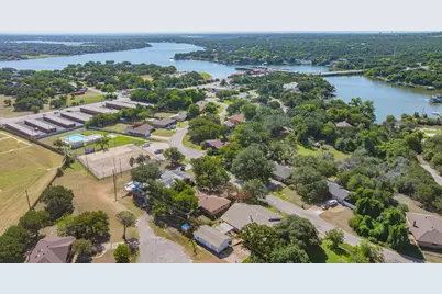 904 Spanish Trail Drive, Granbury, TX 76048 - Photo 27