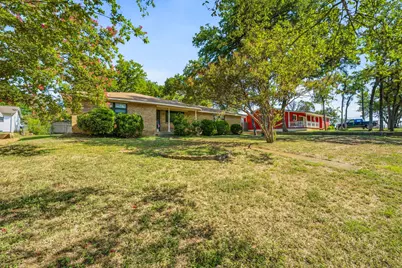 904 Spanish Trail Drive, Granbury, TX 76048 - Photo 3