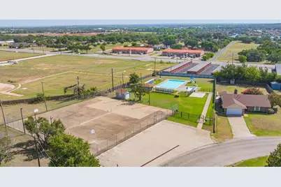 904 Spanish Trail Drive, Granbury, TX 76048 - Photo 23