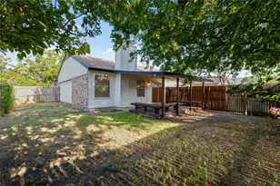 2022 High Summit Dr, Garland, TX 75041 - Photo 17