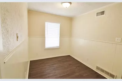 900 Valley Ridge Drive, DeSoto, TX 75115 - Photo 5