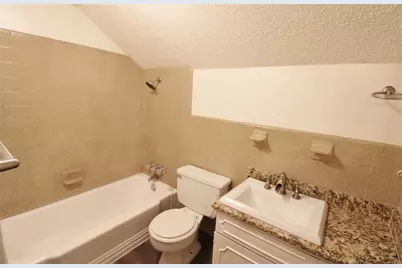 900 Valley Ridge Drive, DeSoto, TX 75115 - Photo 15