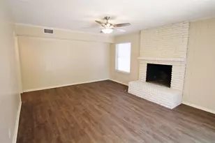 900 Valley Ridge Dr, DeSoto, TX 75115 - Photo 9