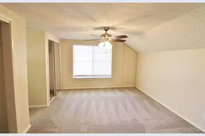 900 Valley Ridge Drive, DeSoto, TX 75115 - Photo 13