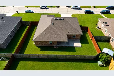 2003 Firefly Circle, Bellmead, TX 76705 - Photo 3
