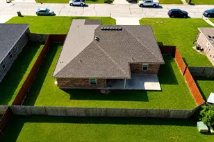 2003 Firefly Cir, Bellmead, TX 76705 - Photo 3