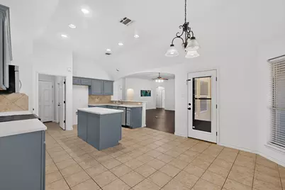 839 Evergreen Lane, Burleson, TX 76028 - Photo 17