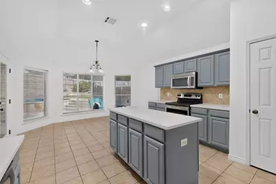 839 Evergreen Lane, Burleson, TX 76028 - Photo 11