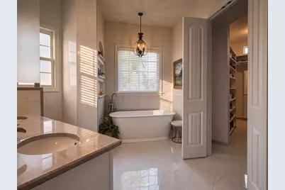 4601 Byron Circle, Irving, TX 75038 - Photo 19