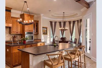 4601 Byron Circle, Irving, TX 75038 - Photo 11