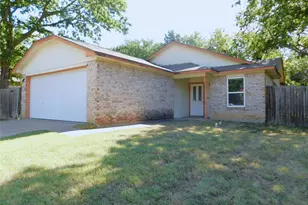 404 Pace Dr, Denton, TX 76209 - Photo 1