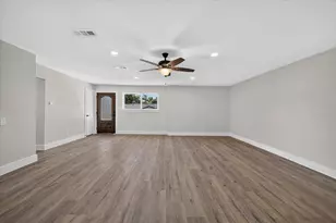 4421 Gary Dr, Haltom City, TX 76117 - Photo 23