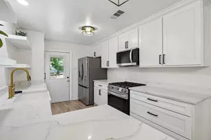 3102 W Jefferson Blvd, Dallas, TX 75211 - Photo 9