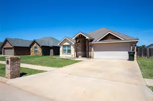 3426 Firedog Rd, Abilene, TX 79606 - Photo 3