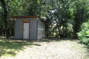 740 Emberwood Dr, Dallas, TX 75232 - Photo 39