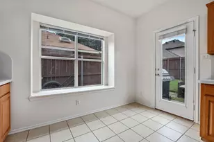 1209 Buehler Ct, Lewisville, TX 75067 - Photo 9