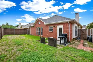 1209 Buehler Ct, Lewisville, TX 75067 - Photo 13
