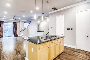 2411 N Hall St, Dallas, TX 75204 - Photo 9