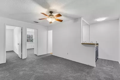704 Matthews Court, Arlington, TX 76012 - Photo 37